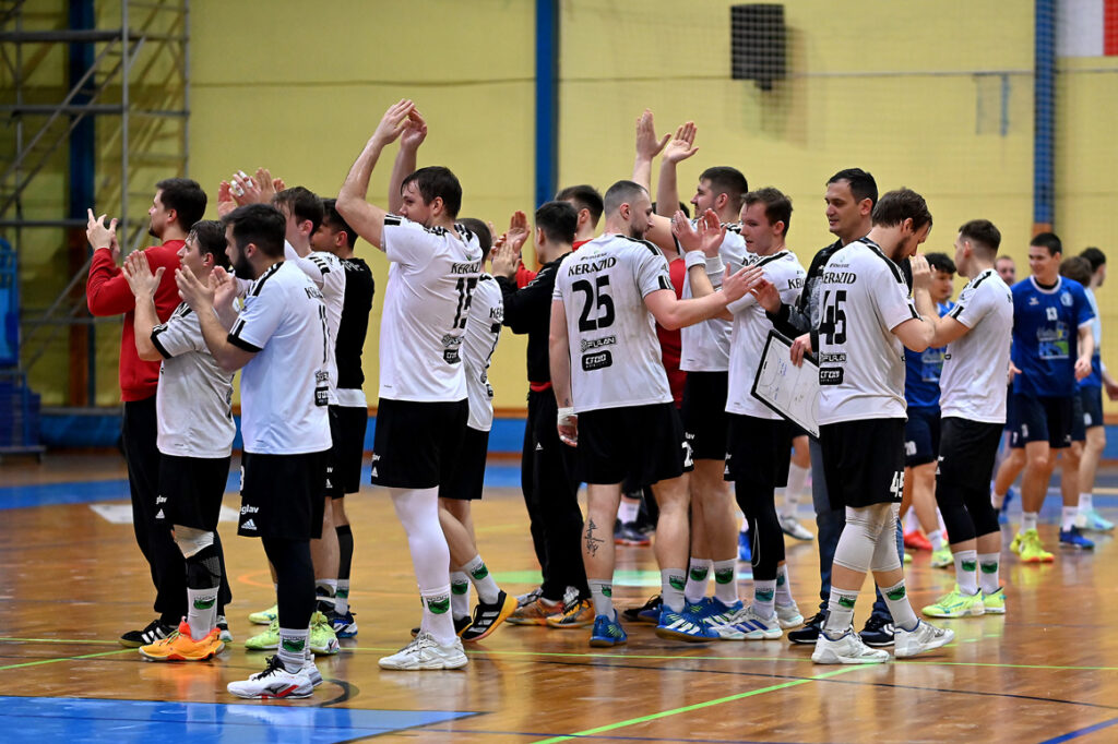 ajdov ina dobova foto primo brecelj 69