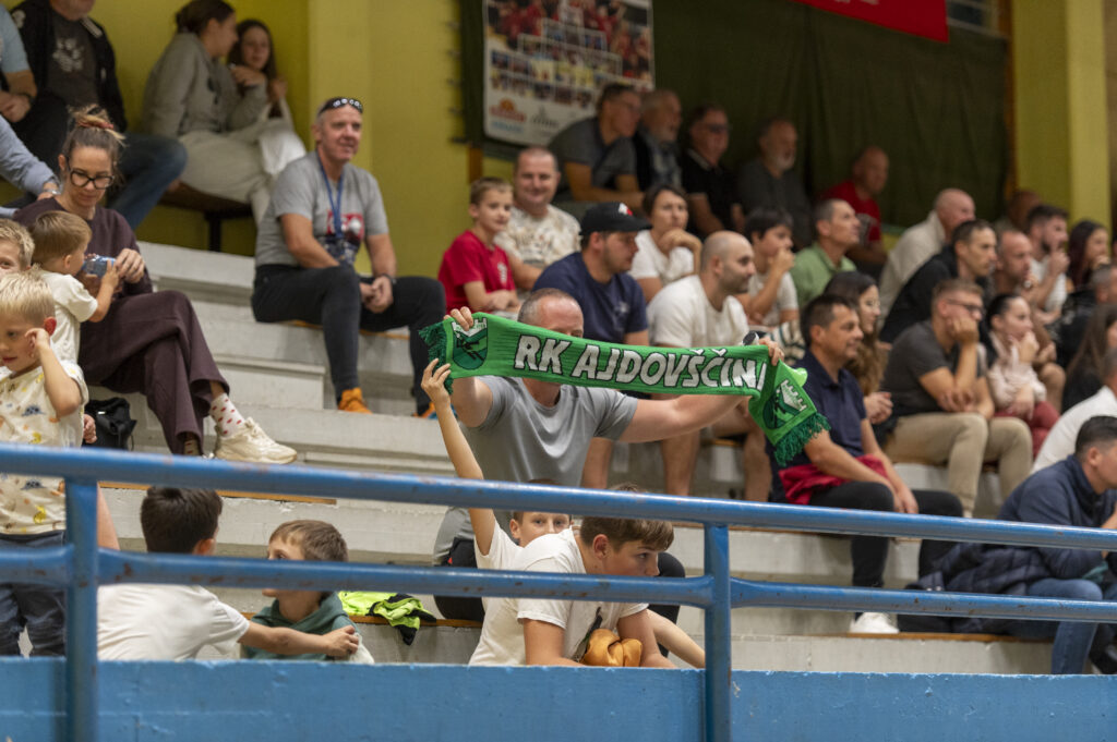 74E527A3 3B5A 4837 B53E C742119D1A2C L0 001 10 10 2025 19 15 03